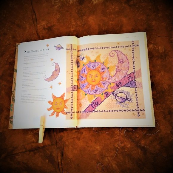 THE GLORIES OF CROSS STITCH BY LAUREN TURNER 2000 - Picture 4 of 16